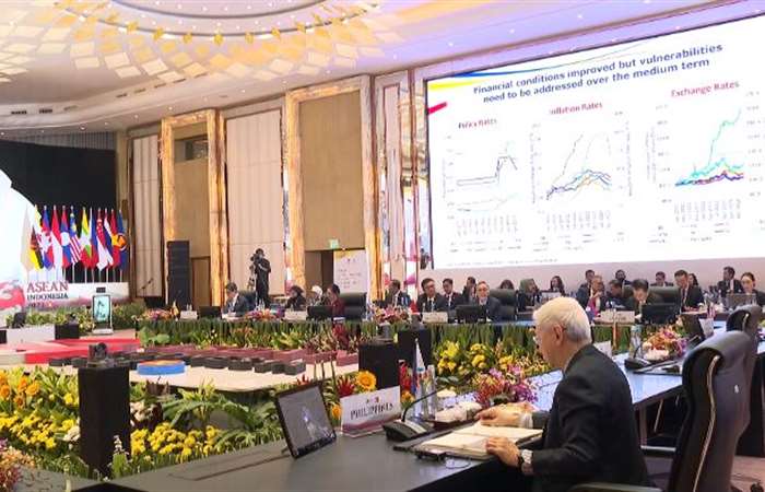 ASEAN thảo luận sáng kiến ưu tiên kinh tế       