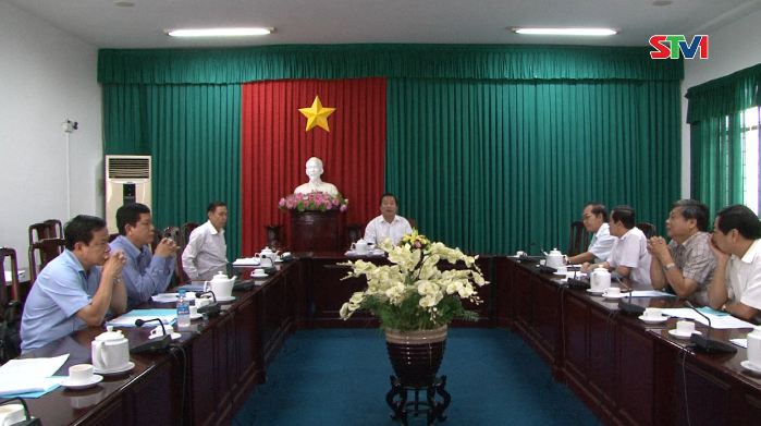 Hội đồng thi đua khen thưởng tỉnh Sóc Trăng xem xét khen thưởng đối với những cá nhân, tập thể