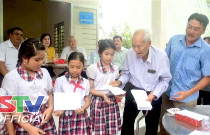 Châu Thành: Những tấm gương tiêu biểu học tập và làm theo Bác