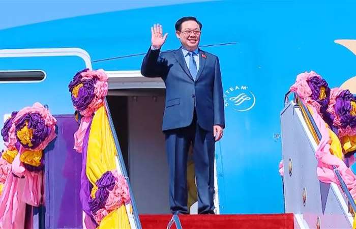 Chủ tịch Quốc hội Vương Đình Huệ thăm chính thức Thái Lan