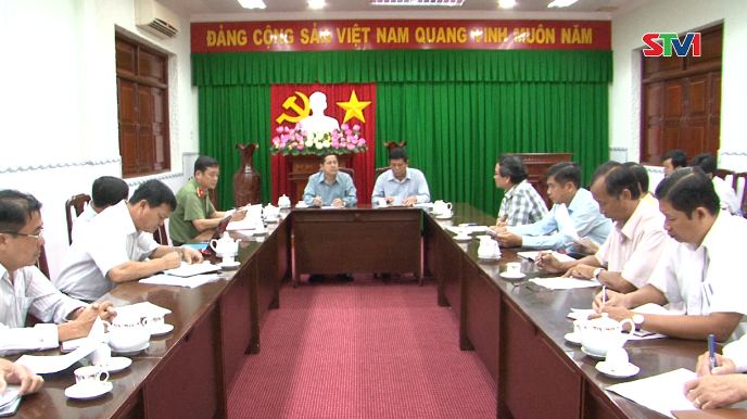 Lãnh đạo UBND tỉnh Sóc Trăng nghe báo cáo tiến độ thực hiện Dự án khu văn hóa tín ngưỡng Sóc Trăng