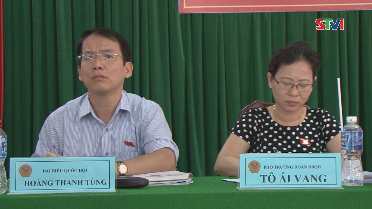 Đoàn Đại biểu Quốc hội khóa XIV tỉnh Sóc Trăng tiếp xúc cử tri phường 2, thị xã Ngã Năm