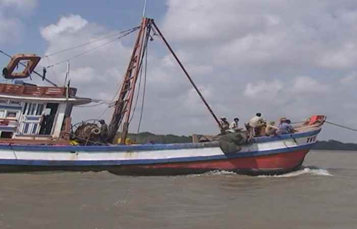 Giữ gìn an toàn trong mùa đánh bắt xa bờ