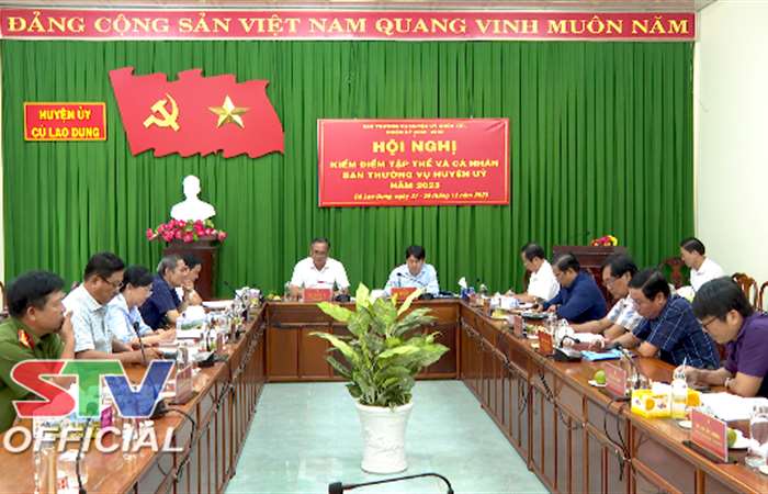 Kiểm điểm tập thể, cá nhân Ban Thường vụ Huyện uỷ Cù Lao Dung