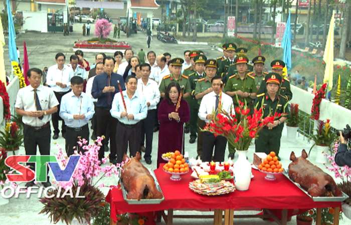 Lễ viếng Nghĩa trang Liệt sĩ tỉnh nhân dịp Tết Nguyên đán Ất Tỵ 2025