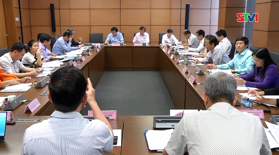 Quốc Hội thảo luận nhiều kế hoạch, mục tiêu kinh tế quan trọng