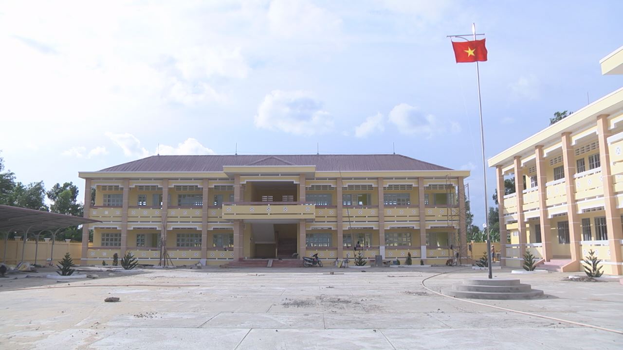 Mỹ Tú khẩn trương hoàn thành  cơ sở vật chất phục vụ năm học 2016 -2017