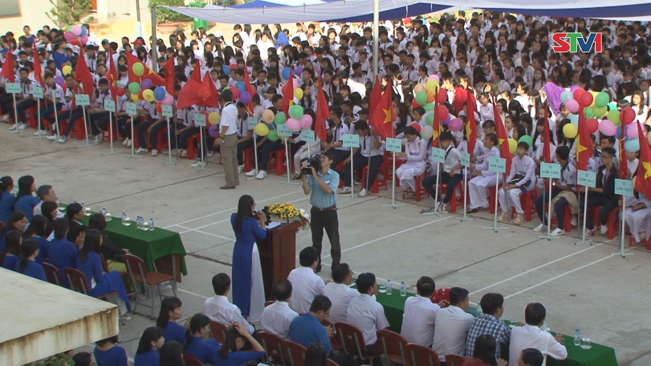Chủ tịch UBND tỉnh Sóc Trăng dự khai giảng năm học mới tạiTrường THPT Thành phố Sóc Trăng  