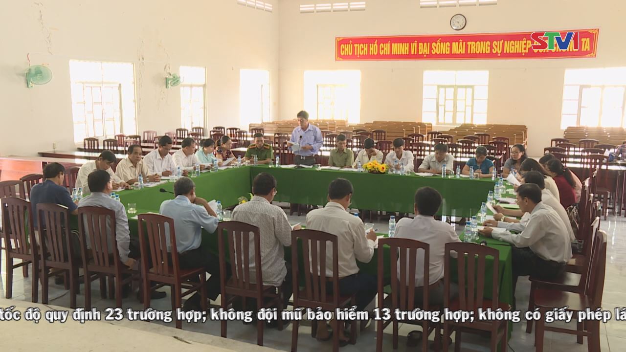 Đoàn kiểm tra thực hiện quy chế dân chủ Sóc Trăng làm việc tại xã Trường Khánh, huyện Long Phú 