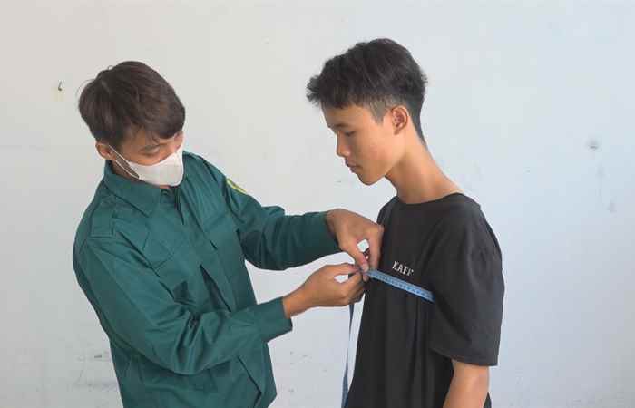 Mỹ Xuyên: Thanh niên khám sức khoẻ nghĩa vụ quân sự năm 2024