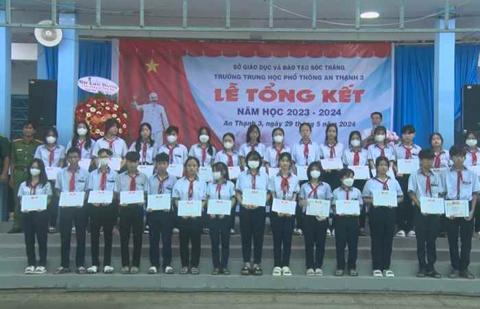 Cù Lao Dung: Trường THPT An Thạnh 3 tổng kết năm học 2023-2024.