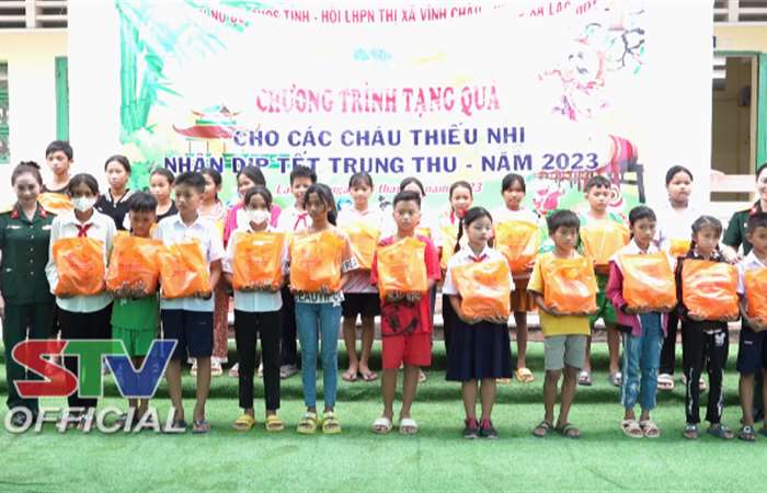 Vĩnh Châu tổ chức Chương trình Tết Trung thu, tặng quà cho học sinh, Thiếu nhi có hoàn cảnh khó khăn